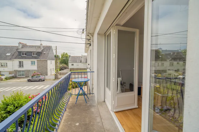 Balcon d’une location saisonnière dans le Morbihan